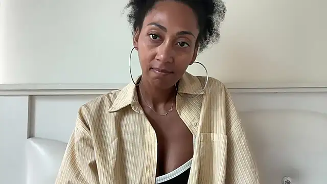 Vaylisse online show from 09.26.25