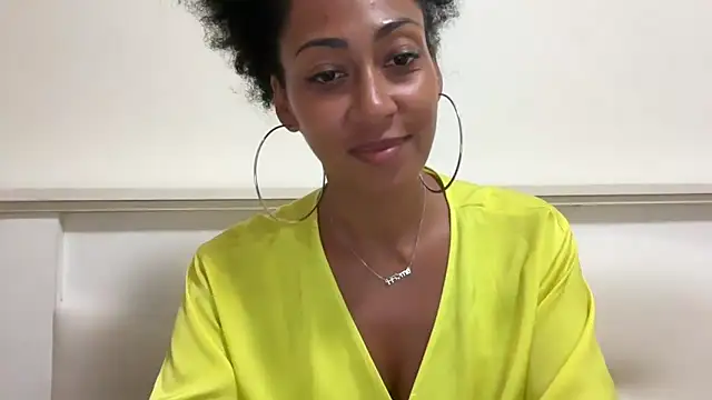 Vaylisse online show from 10.06.25