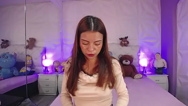 Cherrylionn online show from 09.11.25