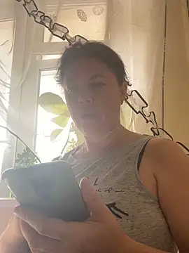 Kiravix online show from 09.29.25