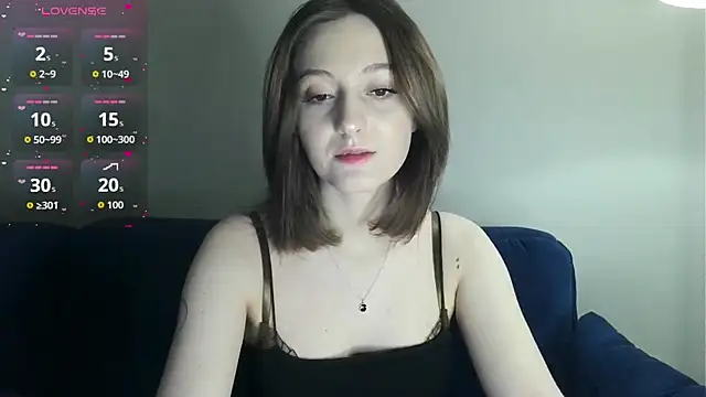 white liillyy online show from 03.05.26