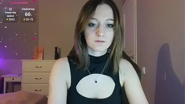 white liillyy online show from 04.24.26