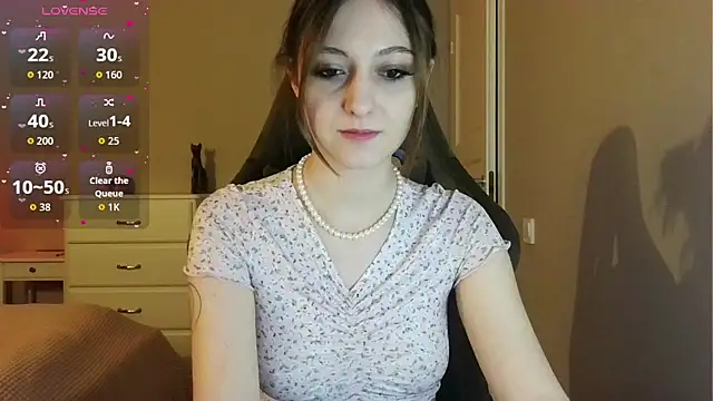 white liillyy online show from 06.01.26