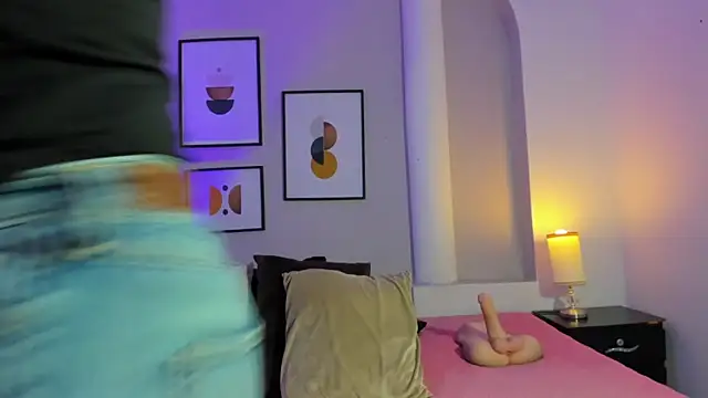 victoria flores1 online show from 11.08.25