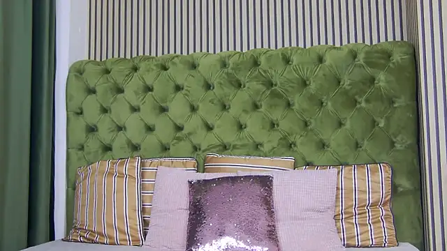 LunaHart online show from 11.19.25