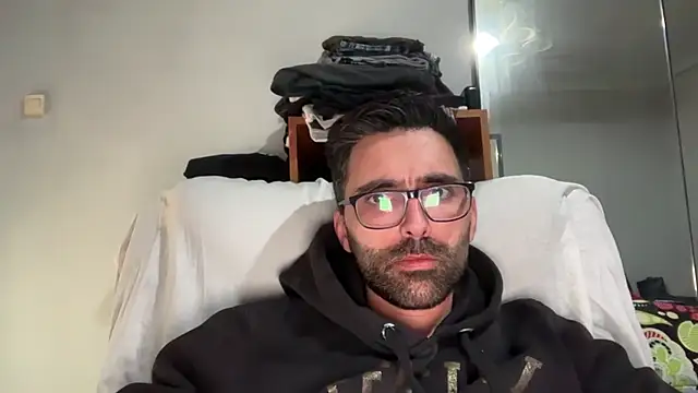 Snapshot of Alicante34 chatting on 05.16.26 Alicante34 online show from 05.16.26