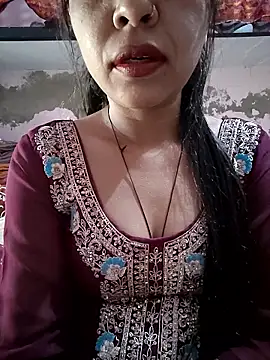 Paakhi-Singh online show from 12.20.25