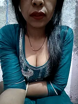 Snapshot of Paakhi-Singh chatting on 03.17.26 Paakhi-Singh online show from 03.17.26