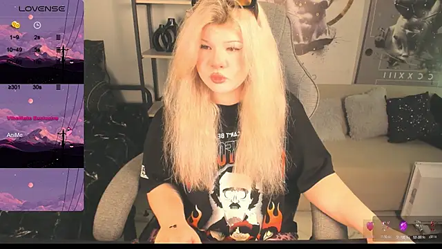 LilithNelson online show from 10.22.25