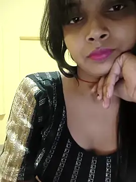 RAYI Queen 2 online show from 11.09.25