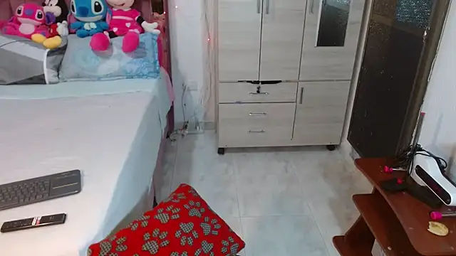 Mariajose202 online show from 11.22.25