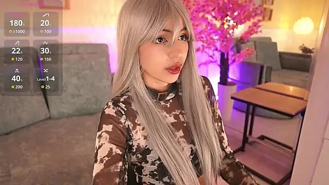 NamiKimura online show from 04.13.26