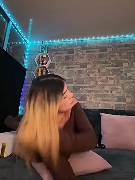 Melissa coll online show from 03.06.26