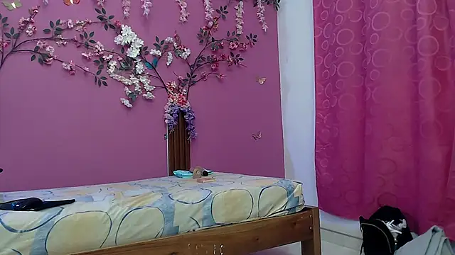 skinnybarbie022 online show from 09.10.25