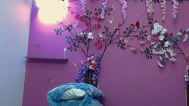 skinnybarbie022 online show from 11.06.25