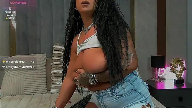 Sierra Quinn online show from 03.28.26