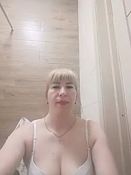 Snapshot of babyjessi chatting on 06.29.26 babyjessi online show from 06.29.26