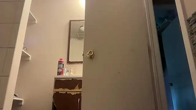 Snapshot of bearcub300 chatting on 02.25.26 bearcub300 online show from 02.25.26