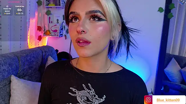 blue kitten online show from 11.28.25