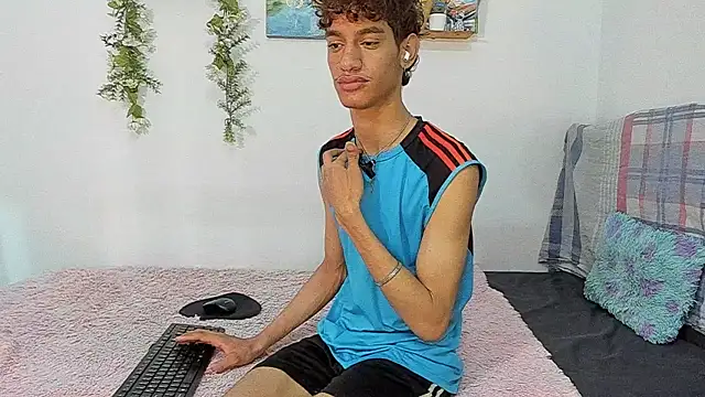 Peterfrost19 online show from 11.09.25