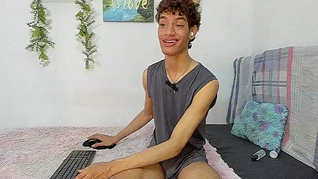 Peterfrost19 online show from 11.13.25