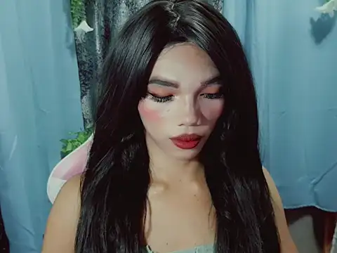 Snapshot of Slutty_Isabelle chatting on 11.07.25 Slutty Isabelle online show from 11.07.25