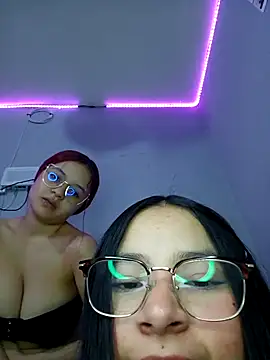 Anne Mia online show from 10.31.25