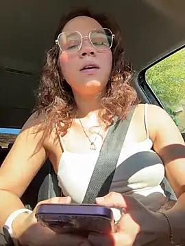 Mrs MrLove online show from 12.16.25