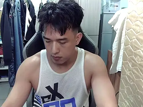 Snapshot of hunterXhan chatting on 05.12.26 hunterXhan online show from 05.12.26