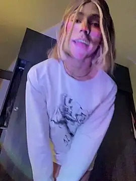 Flora Minx online show from 12.22.25