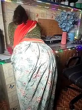 miss-maya24 online show from 11.17.25