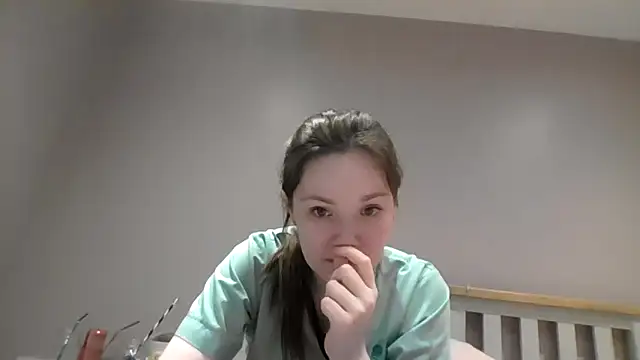 Snapshot of SexyKatiex chatting on 04.13.26 SexyKatiex online show from 04.13.26