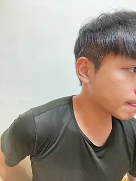 Snapshot of Foxfoxfox4 chatting on 11.10.25 Foxfoxfox4 online show from 11.10.25