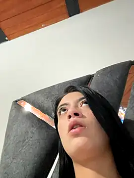 LiaCollings online show from 10.05.25