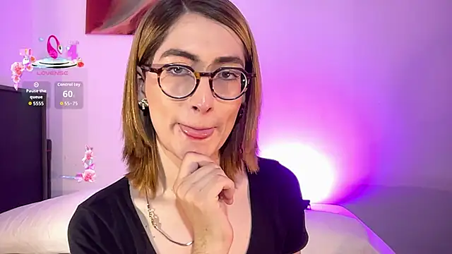 rousseblossom online show from 09.15.25