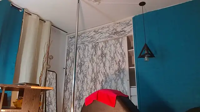 hanna mooreee online show from 10.12.25