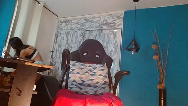 hanna mooreee online show from 03.05.26