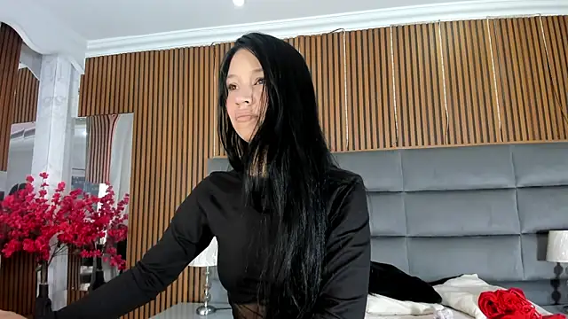 Snapshot of Sophie_Calloway chatting on 04.21.26 Sophie Calloway online show from 04.21.26