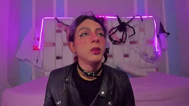 MilkWhore1 online show from 10.29.25