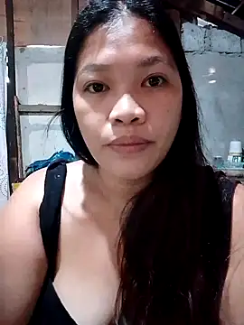 Snapshot of sun_kiss_soul chatting on 10.05.25 sun kiss soul online show from 10.05.25