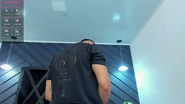 marco garciia  online show from 11.08.25