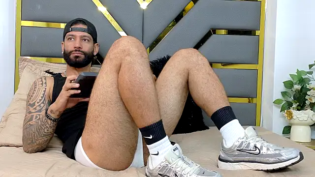 yorbymaxx online show from 10.29.25