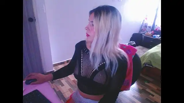 mystica 25 online show from 10.25.25