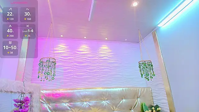 Snapshot of alanna_blaze chatting on 01.12.26 alanna blaze online show from 01.12.26