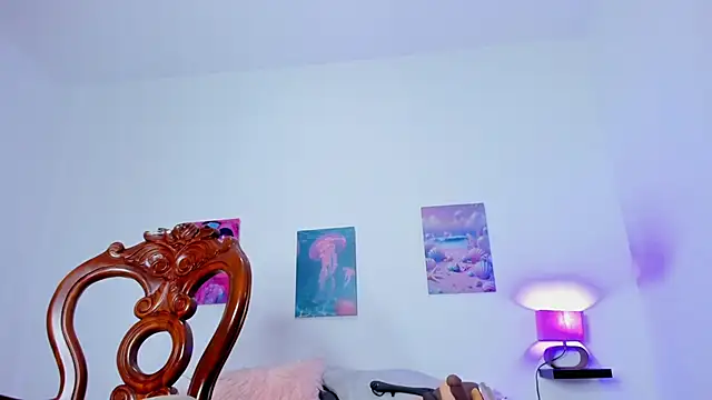 Snapshot of saori_022 chatting on 10.11.25 saori 022 online show from 10.11.25