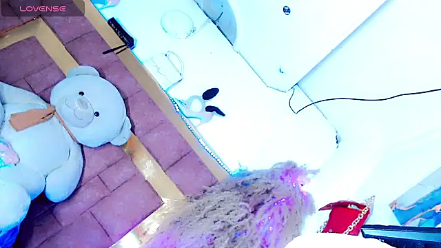 ravenous charmer online show from 04.01.26