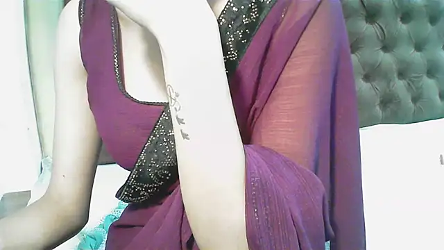 elize   online show from 11.07.25