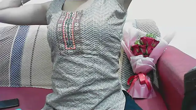 elize   online show from 02.10.26