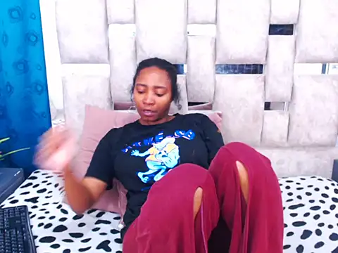 AmbarSmit online show from 09.10.25