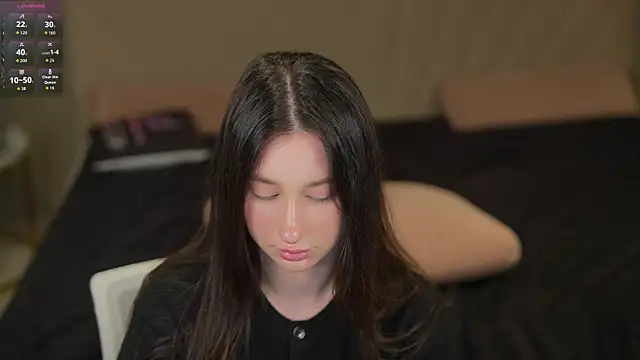 Snapshot of Jenny_Bliss chatting on 12.03.25 Jenny Bliss online show from 12.03.25